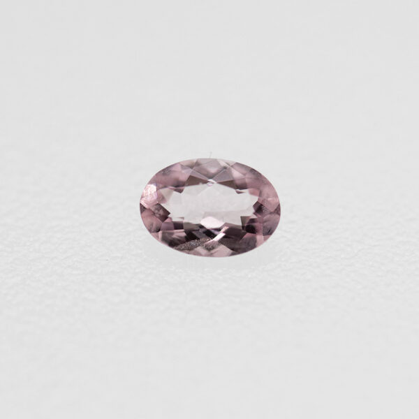モルガナイト 0.55ct 優しい桜色 理想のプロポーション