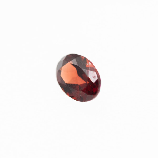 ガーネット 0.92ct 気品あふれる王道の深紅